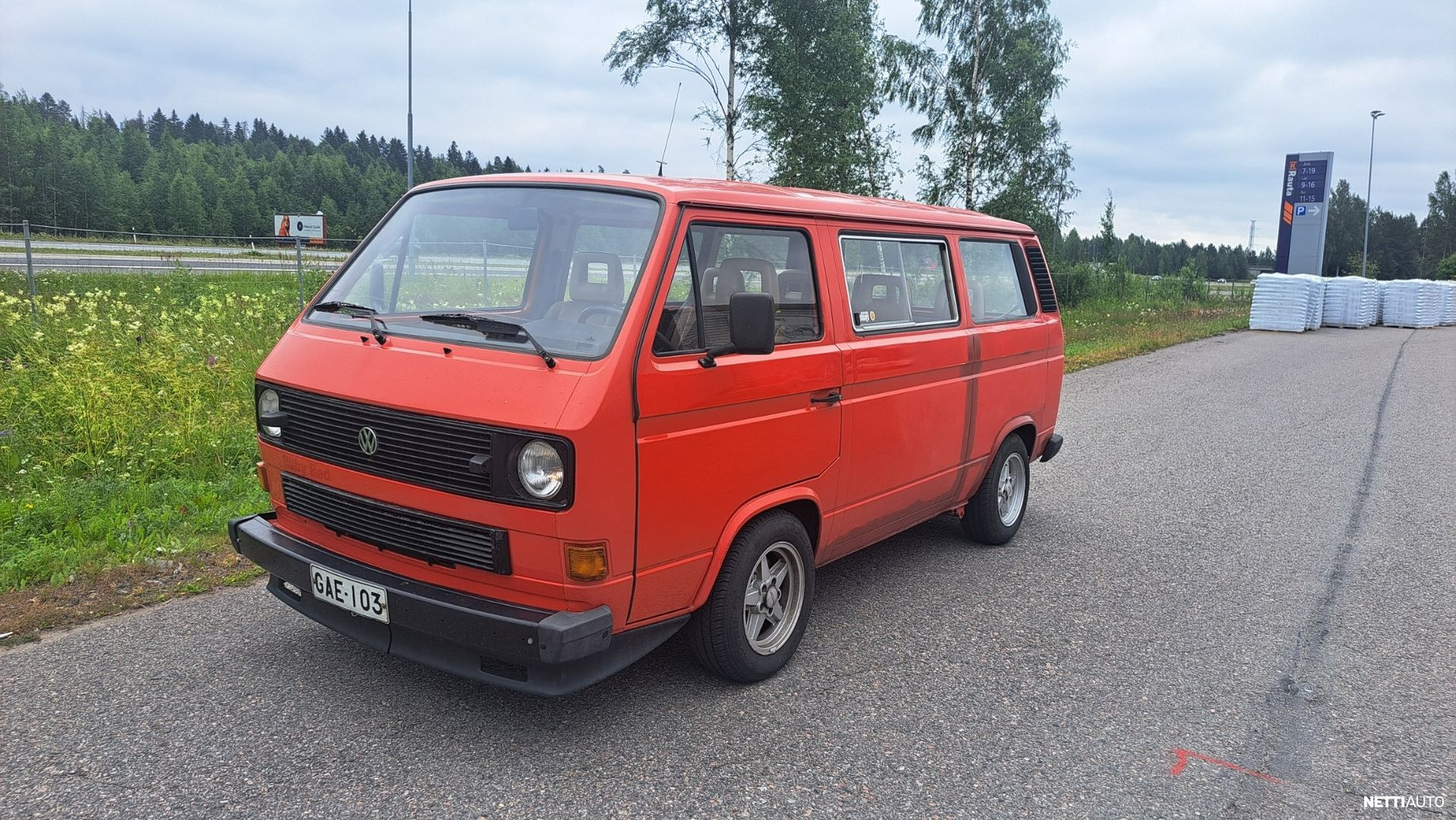 Volkswagen Caravelle