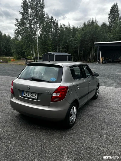 Skoda Fabia 1,4 16V 2007, kuva 4/10