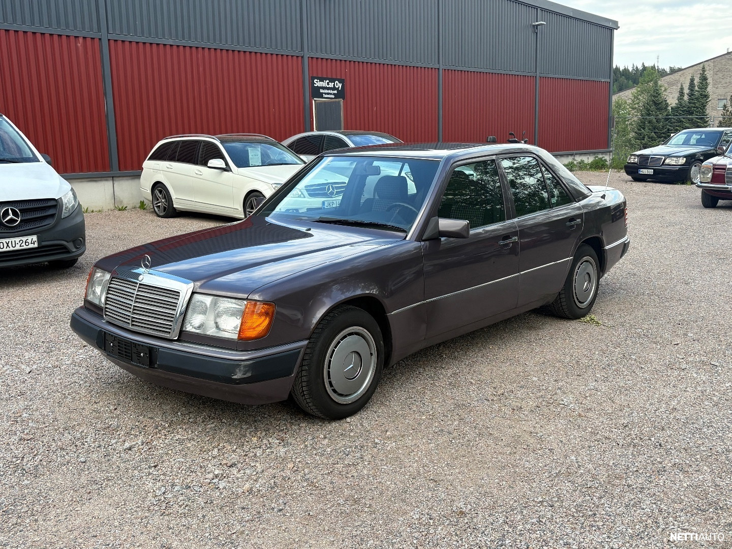 Mercedes-Benz E