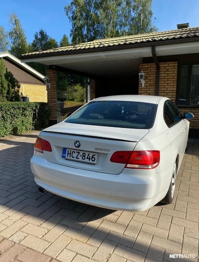 BMW 320 2008, photo 5/6