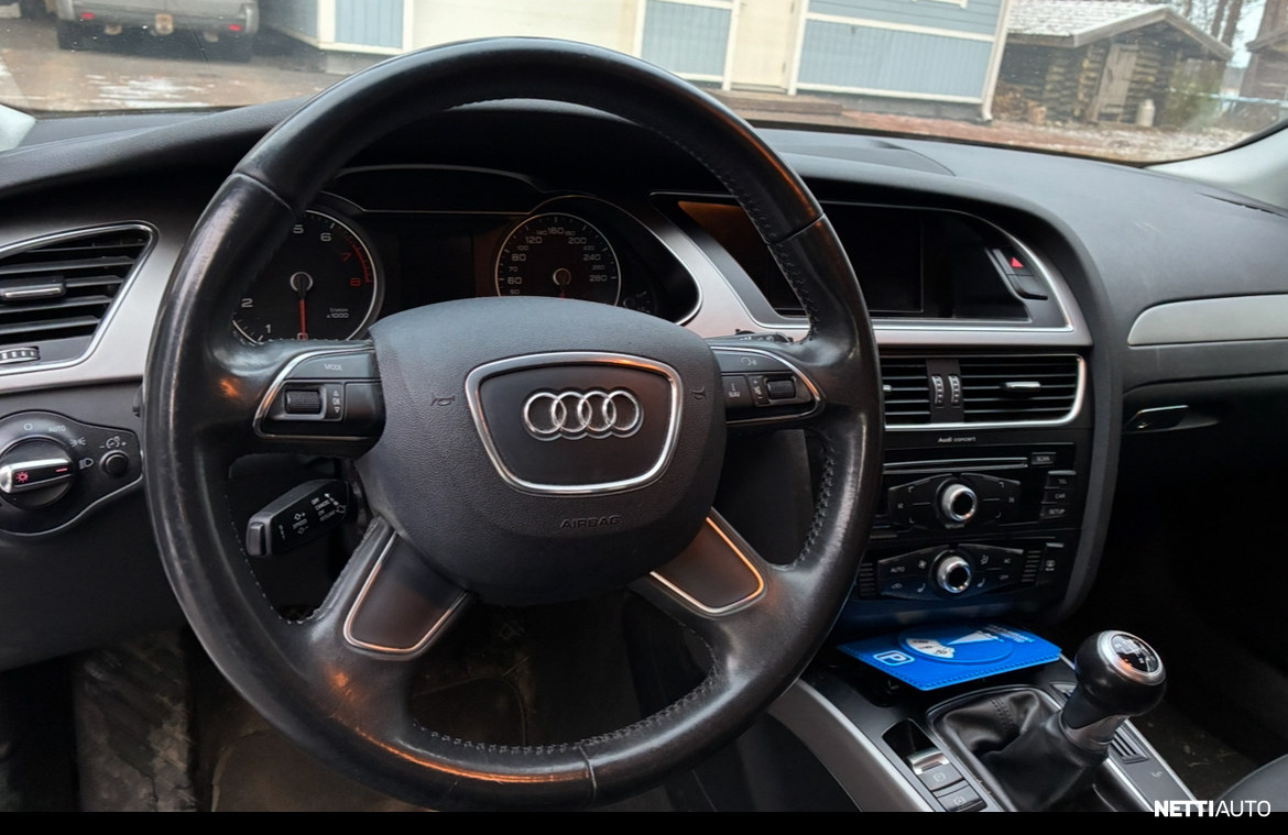 Audi A4 2013, photo 7/10