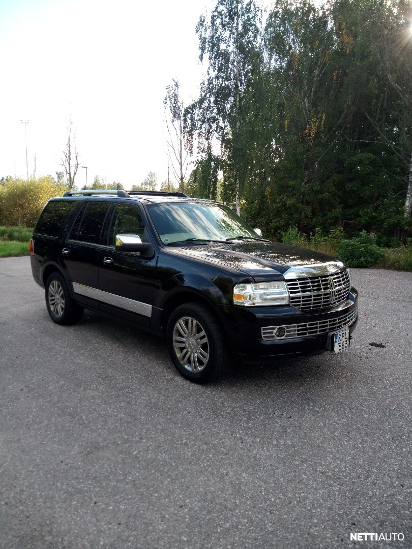 Lincoln Navigator