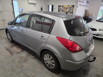 Nissan Tiida 2007, kuva 2/12
