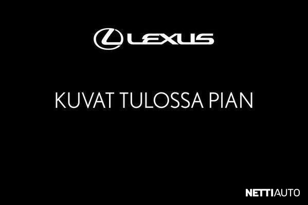 Lexus LBX