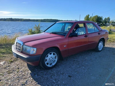 Mercedes-Benz 190 1991, kuva 4/24