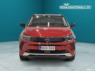 Opel Grandland Executive 130 Turbo A 2023, kuva 2/30