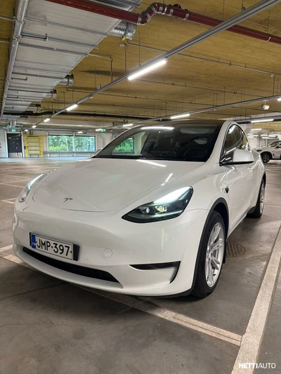 Tesla Model Y 2022, kuva 1/9