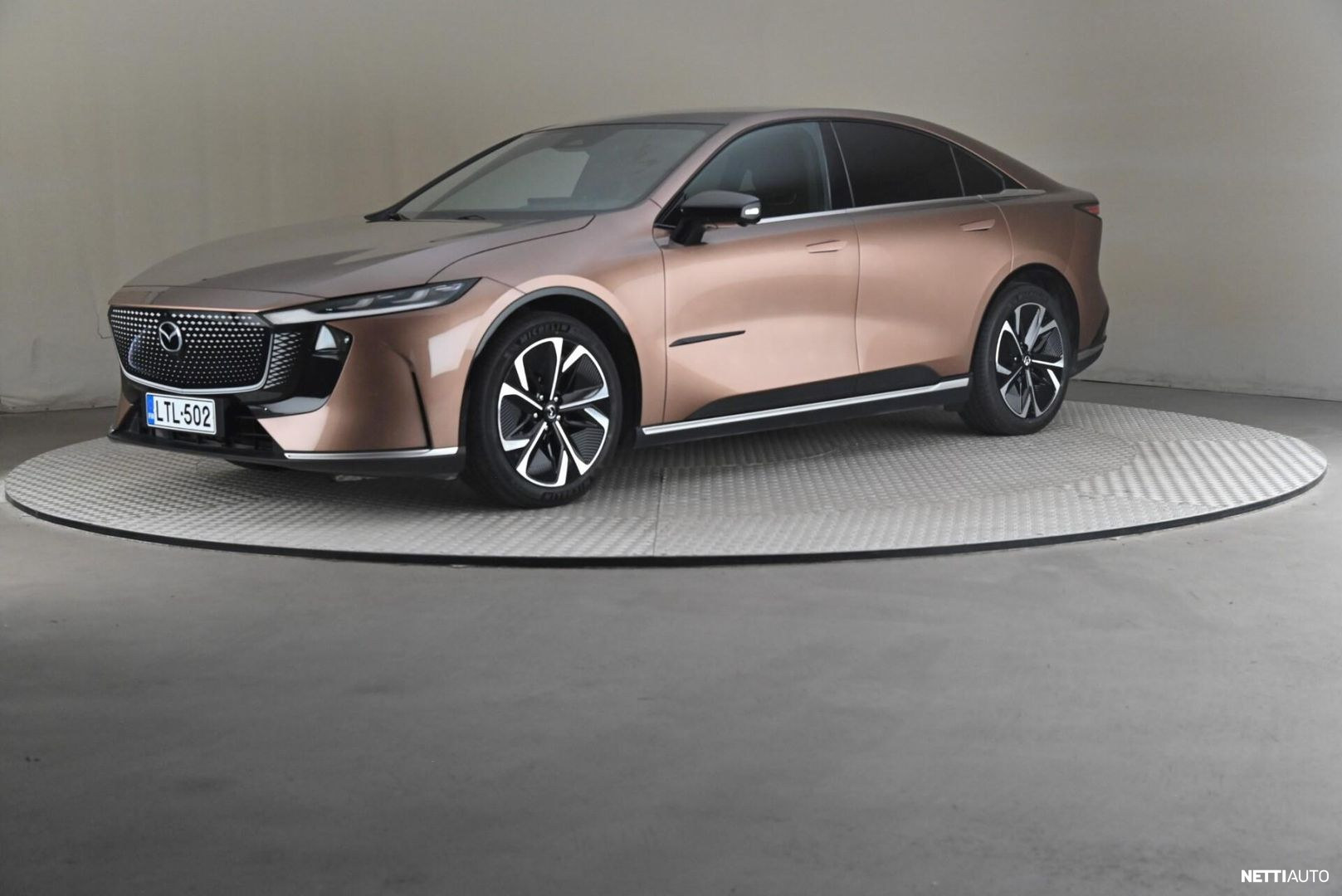 Mazda 6e