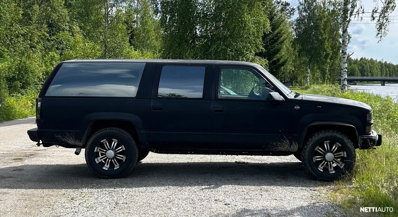 Chevrolet Suburban