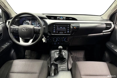 Toyota Hilux 2022, photo 7/54