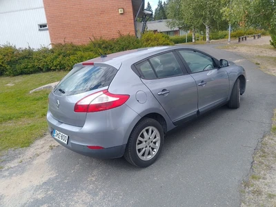 Renault Megane 2010, kuva 6/8