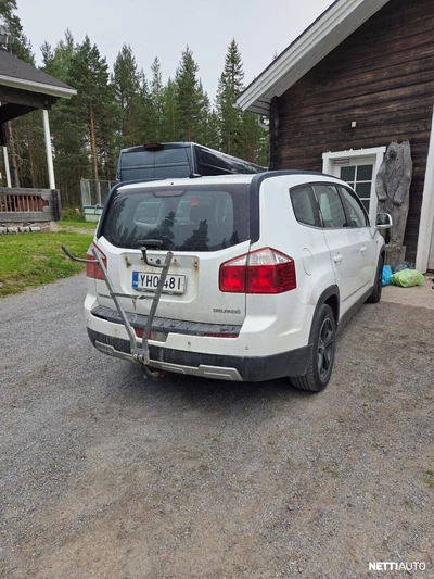 Chevrolet Orlando MPV LTZ 2,0D 120kW AT6 2011, photo 3/8