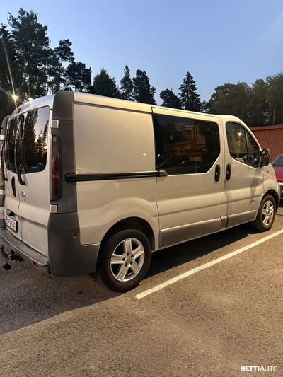 Nissan Primastar 2004, photo 3/12