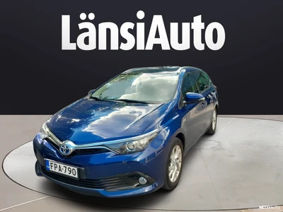 Toyota Auris 2017, kuva 1/9