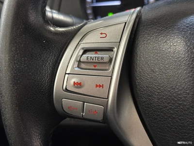 Nissan Navara 2017, photo 7/28
