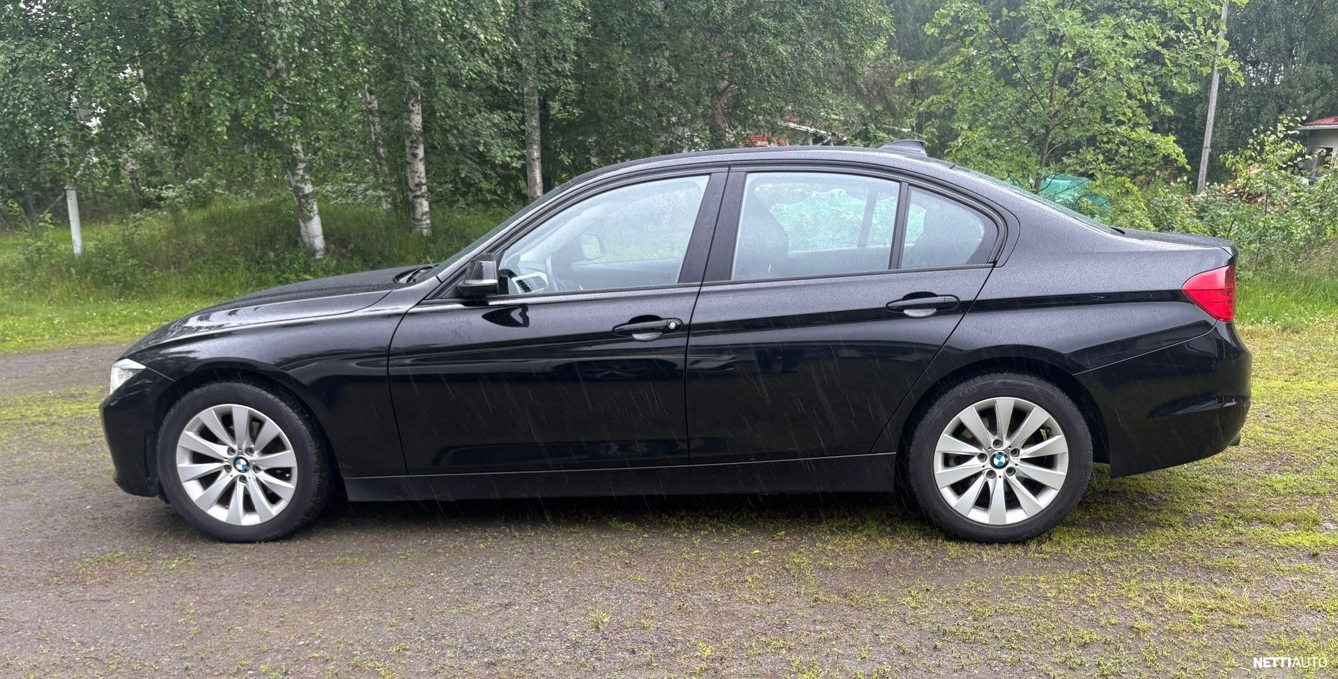 BMW 320 2013, kuva 6/9