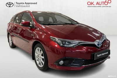 Toyota Auris 2017, photo 6/22