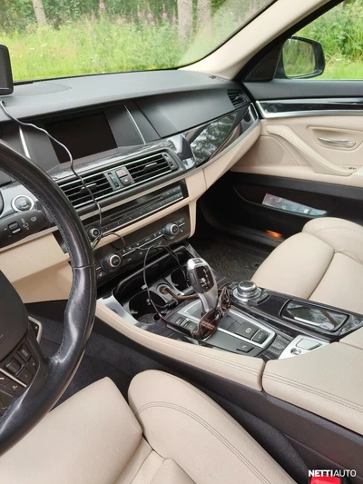 BMW 520 2016, photo 7/8