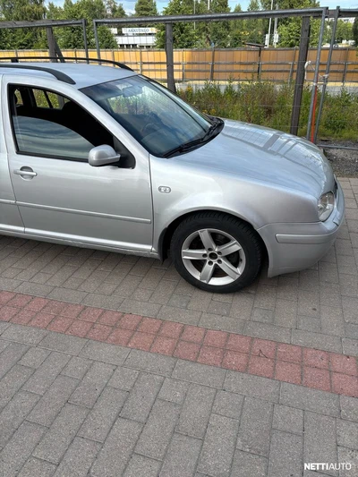 Volkswagen Golf 1,6 75 kW Sportline 4d 2005, kuva 4/13