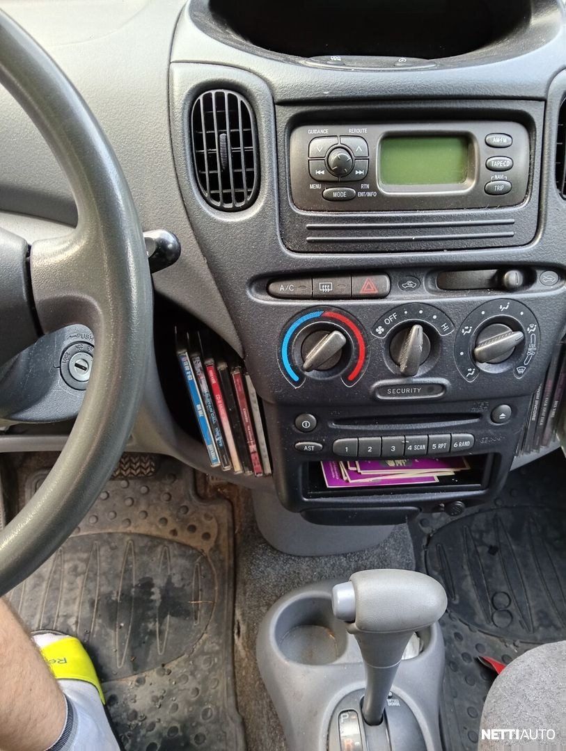 Toyota Yaris Verso