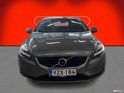 Volvo V40 2019, photo 3/25