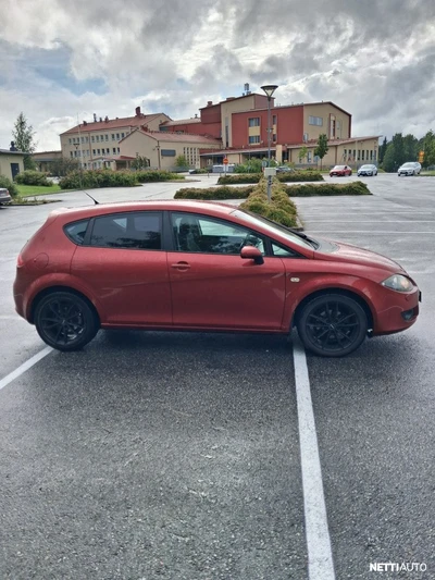 Seat Leon 1,9 TDI Stylance 2008, photo 4/15