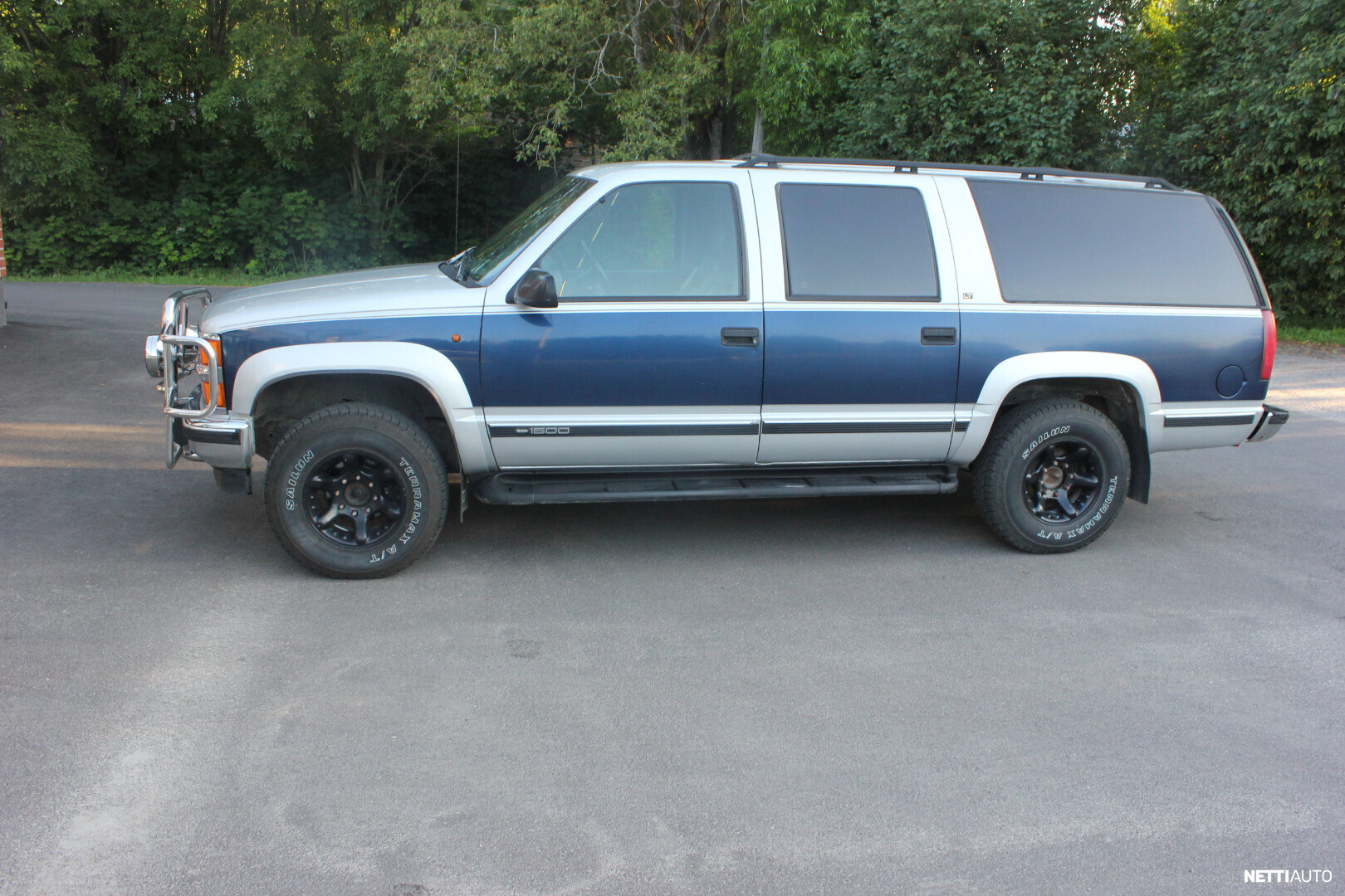 Chevrolet Suburban