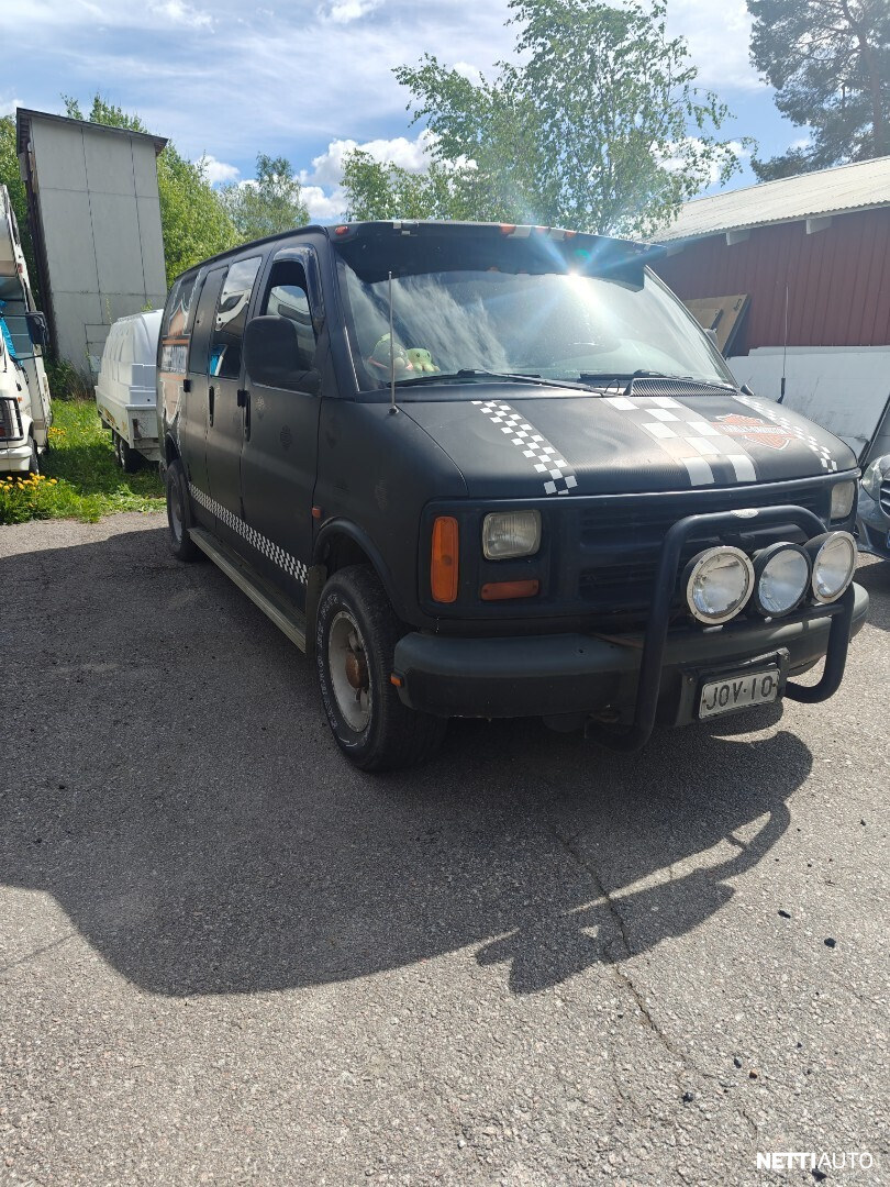Chevrolet Chevy Van