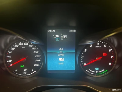 Mercedes-Benz GLC 2020, photo 6/15