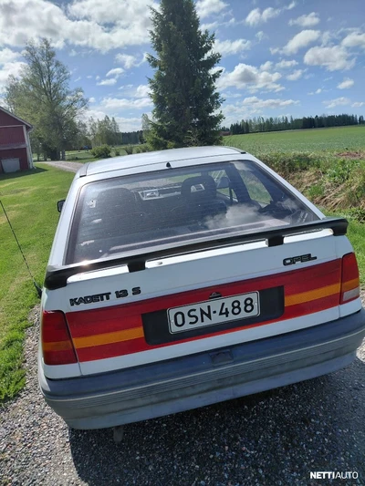 Opel Kadett 1989, photo 3/8