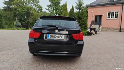 BMW 318 2009, photo 7/24