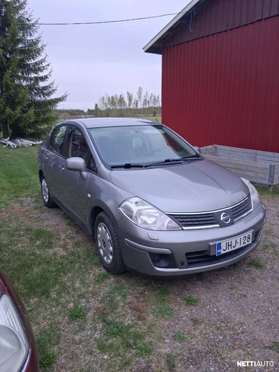 Nissan Tiida 1.6 sedan 2007, photo 8/8