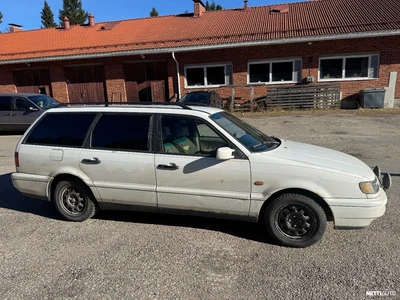 Volkswagen Passat 1996, photo 4/10