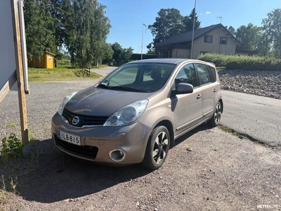Nissan Note 1,4 Select Edition 5M/T 2013, photo 3/9