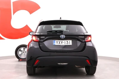 Toyota Yaris 1,5 Hybrid Active Plus 2024, kuva 3/10