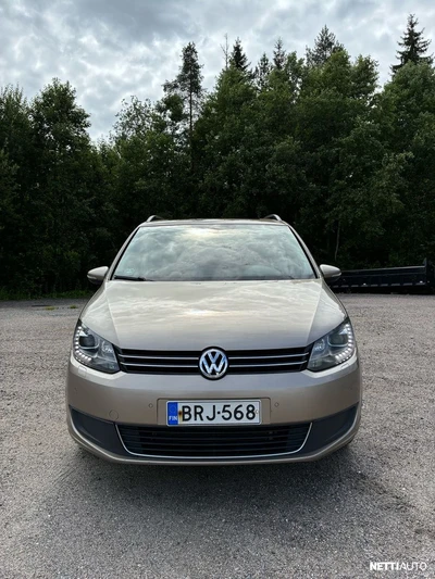 Volkswagen Touran 2013, photo 5/11