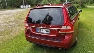 Volvo V70 D4 Momentum aut 2015, kuva 2/8