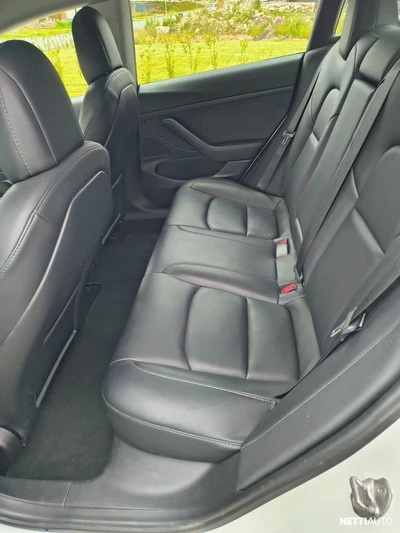 Tesla Model 3 Standard Range Plus 2021, photo 7/7
