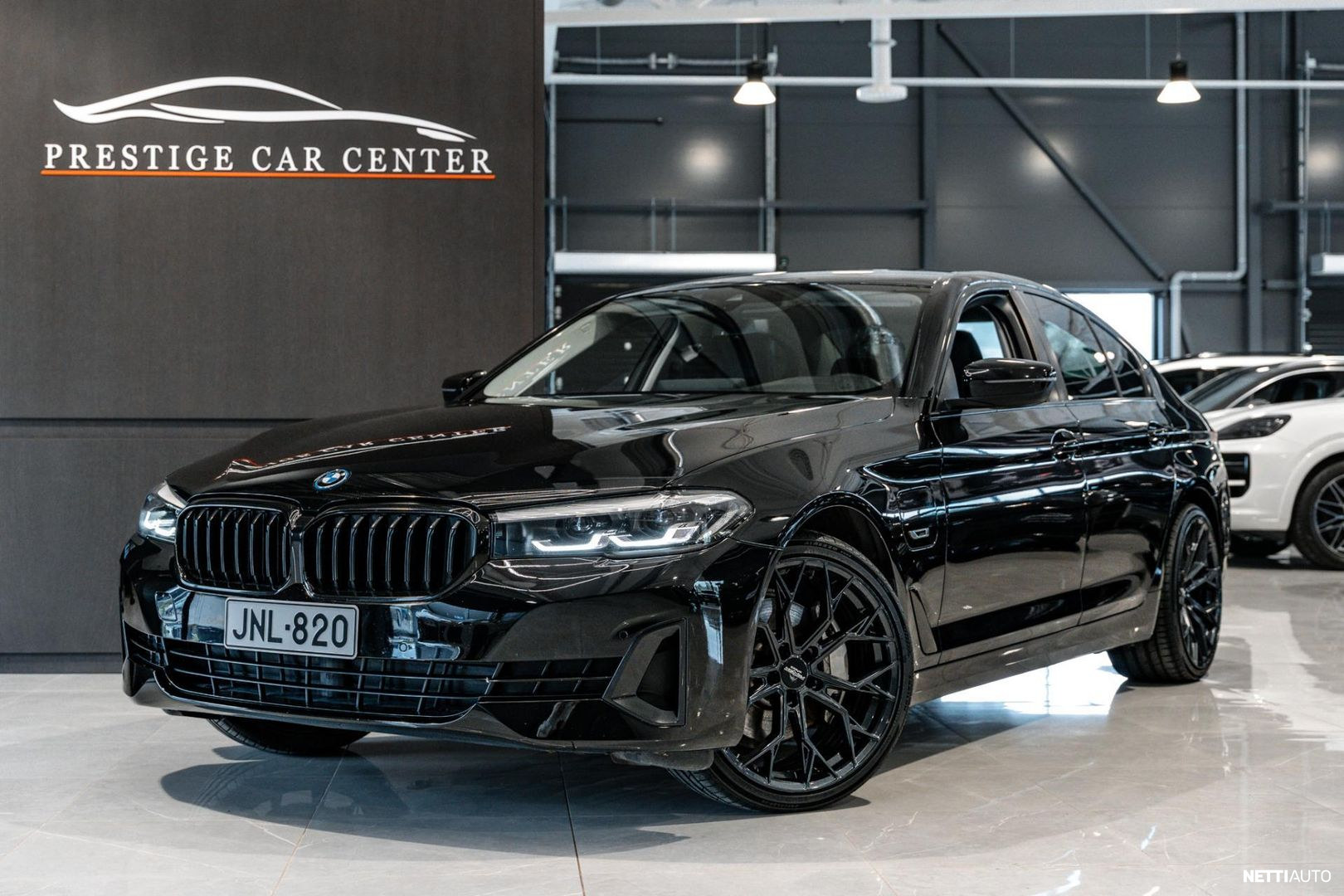 BMW 545