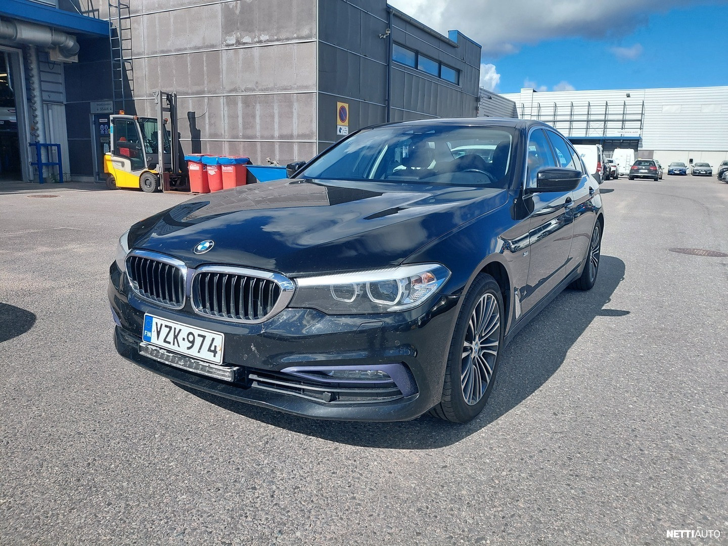 BMW 520