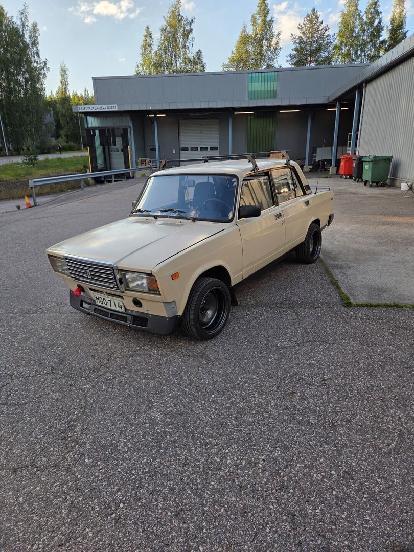 Lada 2107