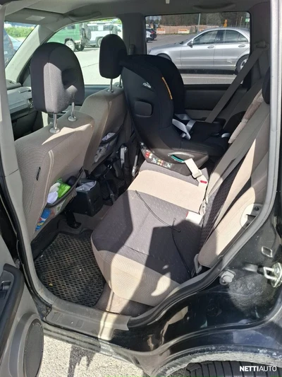 Nissan X-Trail 2006, kuva 4/6
