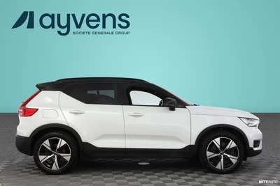 Volvo XC40 2021, photo 3/12
