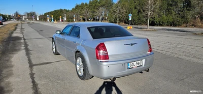 Chrysler 300C 2005, kuva 5/21