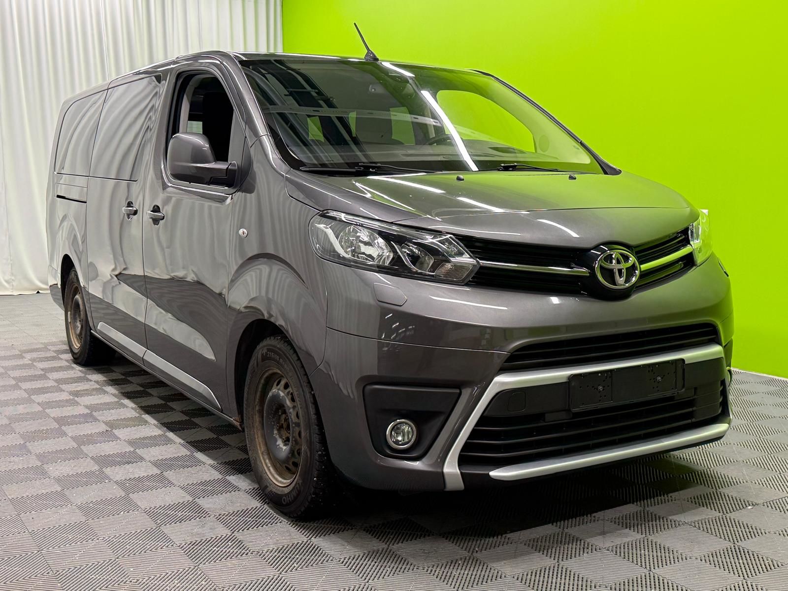 Toyota Proace Verso Kombi L2 1,6 D 115hv Pitkä 9-paikkainen