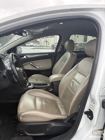 Ford Mondeo 2011, photo 5/8