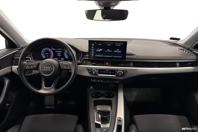Audi A4 2023, photo 7/31