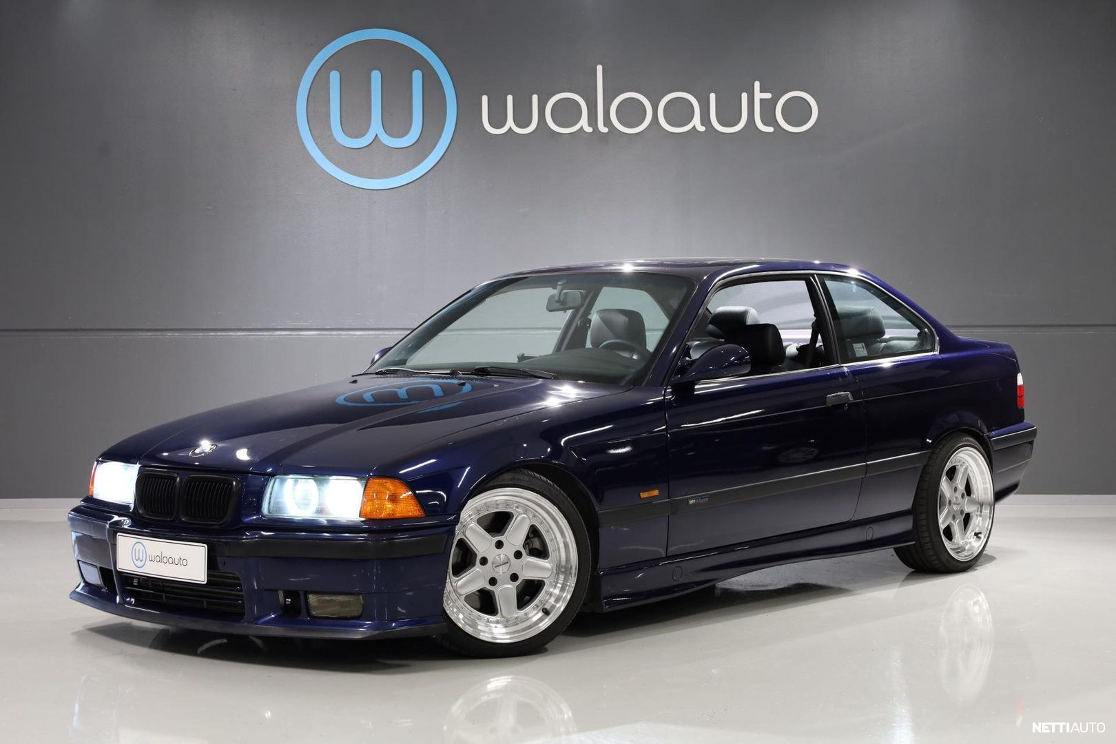 BMW 325