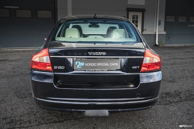 Volvo S80 2,5T aut 2007, photo 4/20