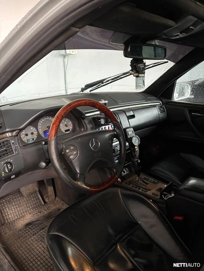 Mercedes-Benz E 320 CDI 2001, kuva 5/14
